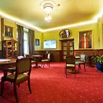 Pollera Hotel Krakau