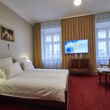 Hotel Pollera 3*