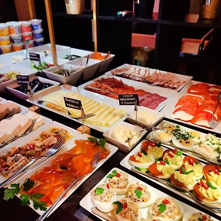 Pollera Hotel Kraków