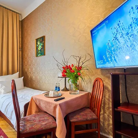 Pollera Hotel Krakau