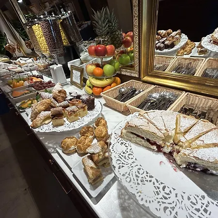 Pollera 3* Kraków