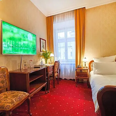 Pollera Hotel 3*