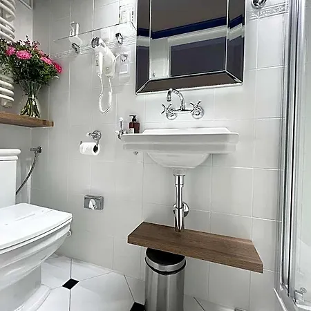 Pollera 3*